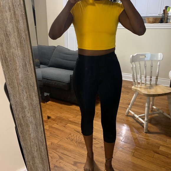 MENDOCINO MUSTARD YELLOW CROP TOP - Picture 1 of 3